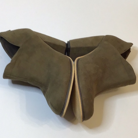 MICHAEL ANTONIO OLIVE GREEN SUEDE ANKLE HEEL BOOTS SZ 8 - Picture 8 of 16